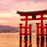 【拡散希望】世界遺産「厳島神社」に深刻な危機をもたらしている行為とは...