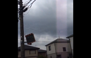 【衝撃映像】死ぬかと思うほど目の前に雷が落ちた映像が凄すぎる！！