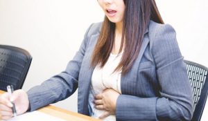 お腹がグーっと鳴るのは「お腹減ってます食べてください」の合図ではなく...