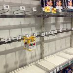 あるドラッグ店員の悲痛な叫びに心が痛い...「私たちも同じ人間です...」
