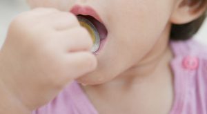 救急隊員の訴える”子どもがのどを詰まらせたときにまずすべきこと”とは！！