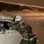 大雪で立ち往生している車両を救助するために6km歩いて来た自衛隊が最初に言った言葉に超感動!!