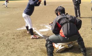 ”教師”の彼氏が夜中突然バッと起きて泣き出した理由とは...