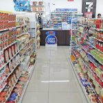 コンビニで何かを話す店員に「耳が聞こえない」と伝えたときの店員の行動が素晴らしい!!