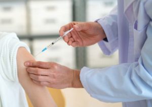 【必見！！】新型コロナワクチンを受ける前に知っておくべき副反応への神対策３選！！